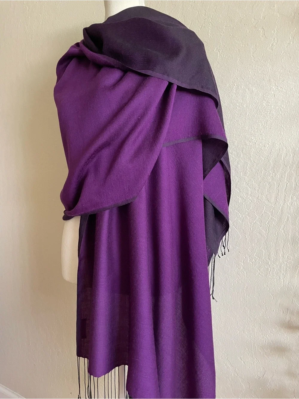 Thin wool and silk purple wrap